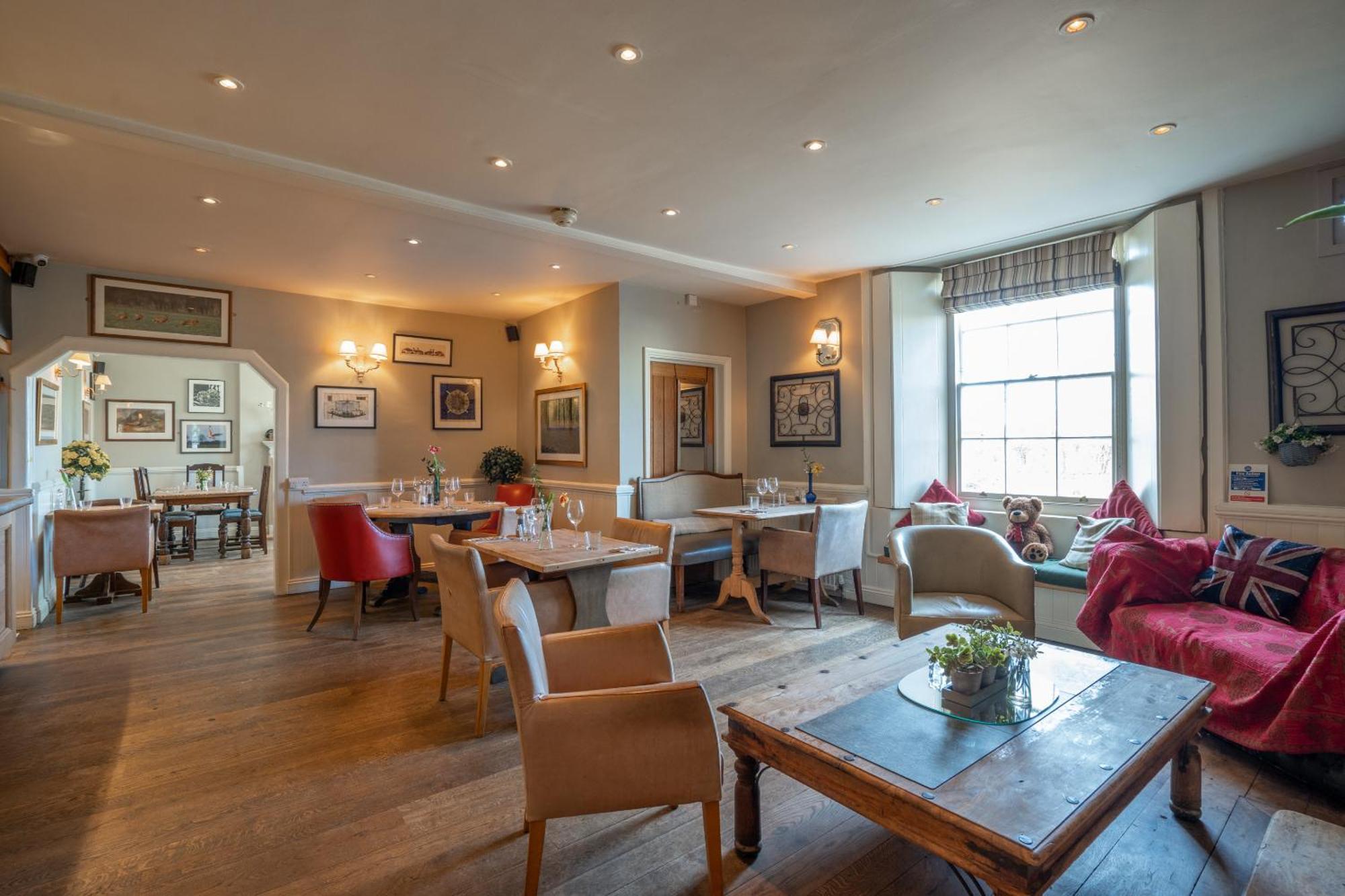 The Bedingfeld Arms Hotel Oxborough Екстериор снимка
