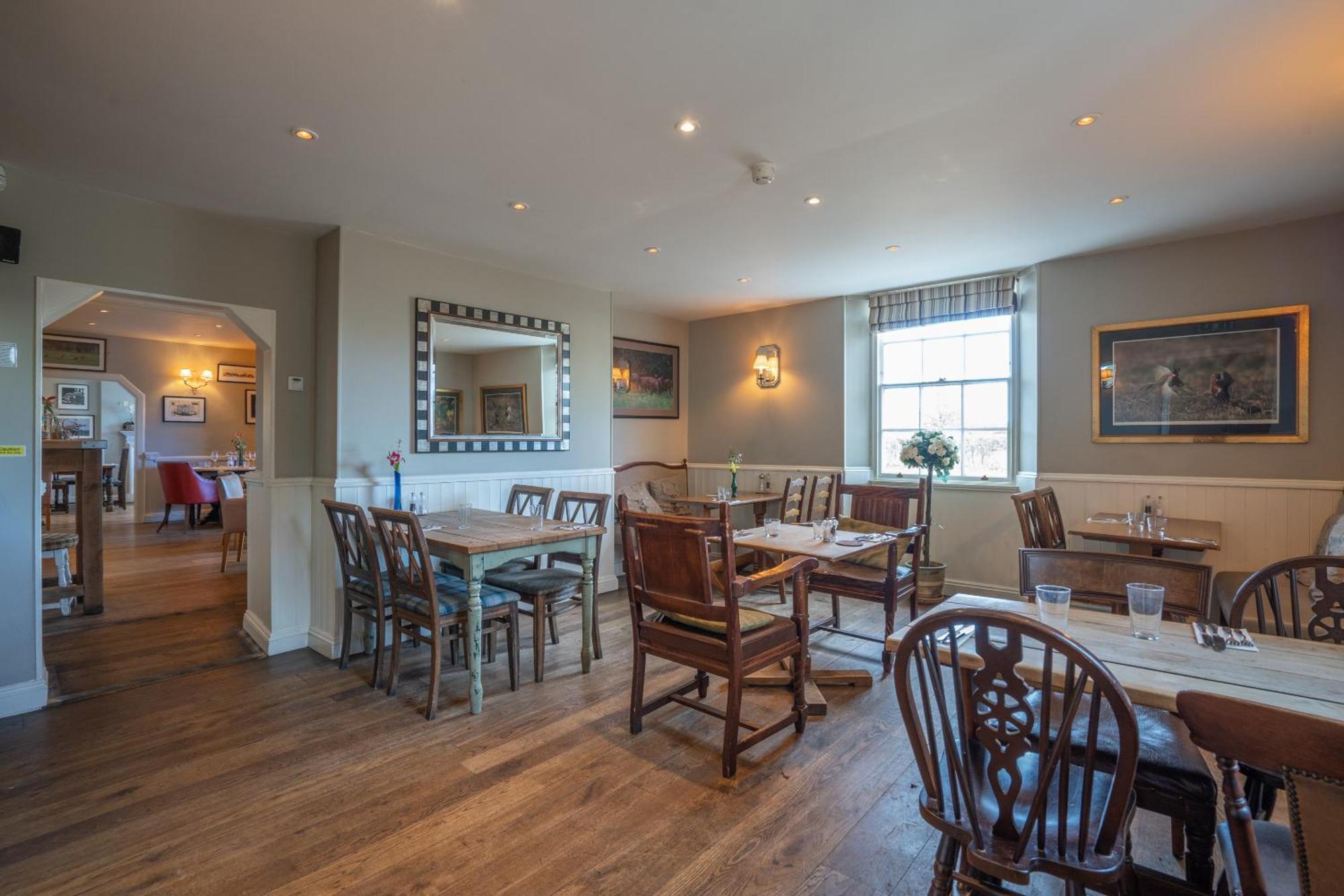 The Bedingfeld Arms Hotel Oxborough Екстериор снимка