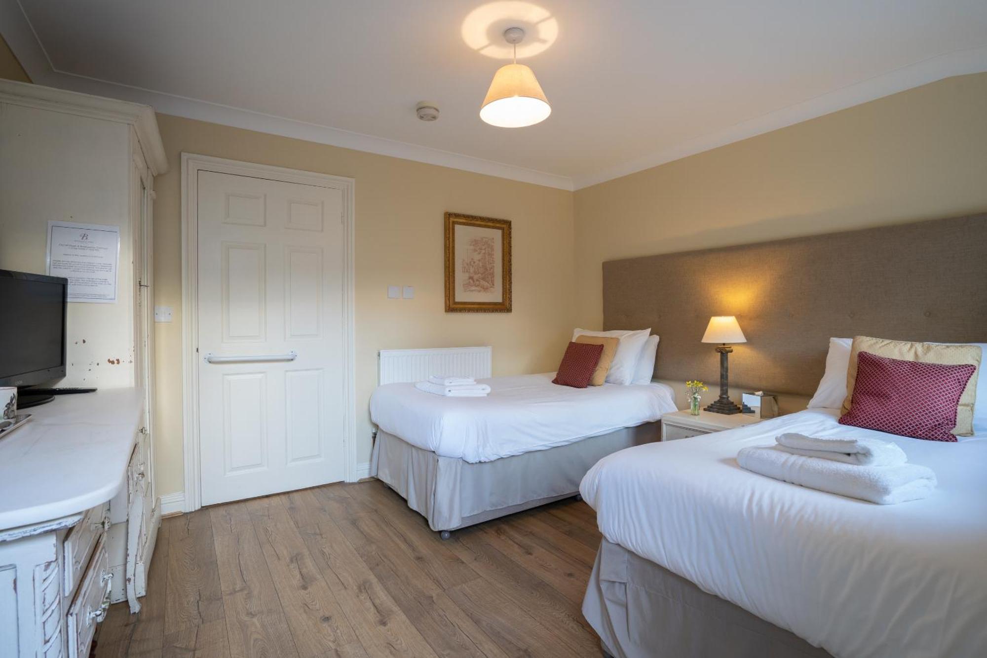 The Bedingfeld Arms Hotel Oxborough Стая снимка