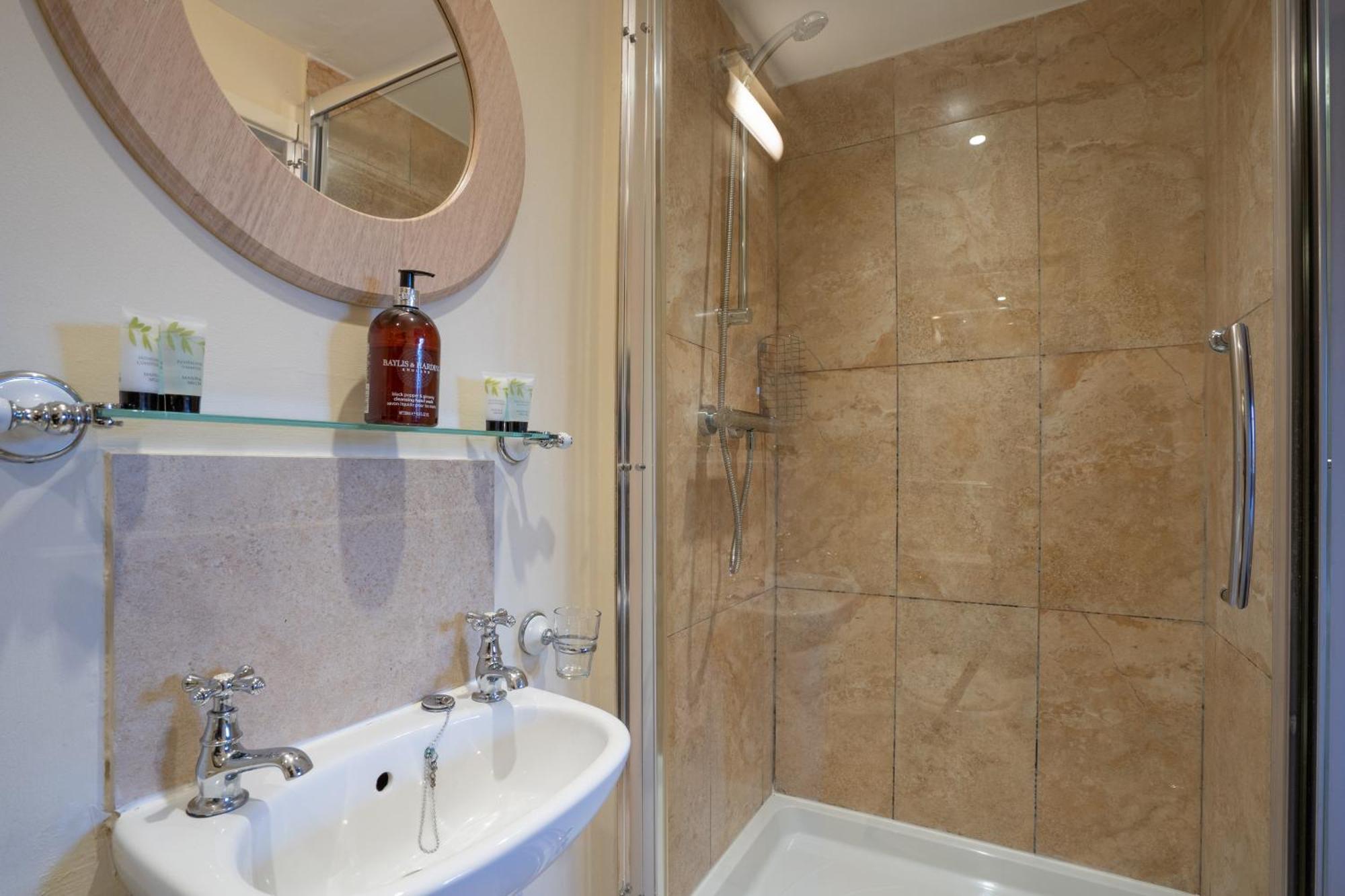 The Bedingfeld Arms Hotel Oxborough Стая снимка