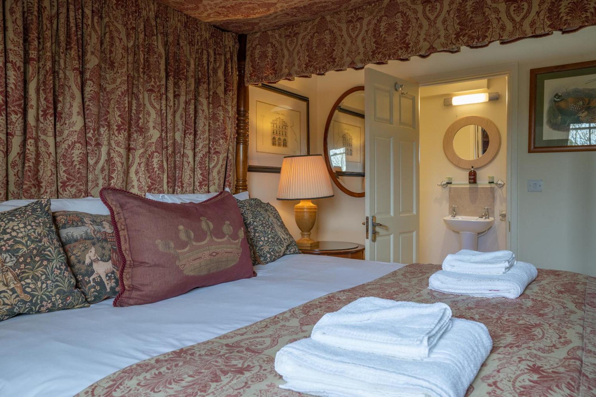 The Bedingfeld Arms Hotel Oxborough Стая снимка